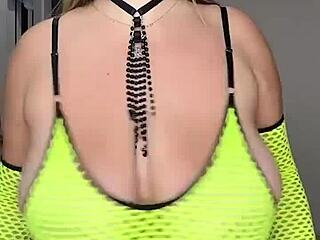 omg this milf shakes her huge natural saggy tits on the bed 😍 she's touching her wet pussy ready to fuck 💦🔥