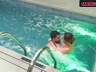 levou ela pro motel e fodeu gostoso na piscina