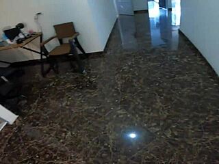 Long lost neighbor squeezes white booty into lingerie workout