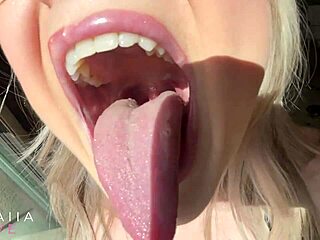 blonde babe shrinks him on disastrous first date