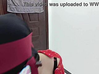 Beautiful Desi Pakistani Housewife's Seductive Nude Dance