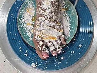 bone appétit on these sexy black bare feet and toes!