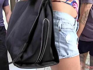 blonde tranny barbara perez loves sucking cock in steamy threesome 😘