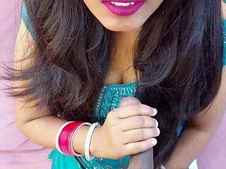 horny jija rams big ass desi sali with closeup blowjob & doggystyle 😍🔥