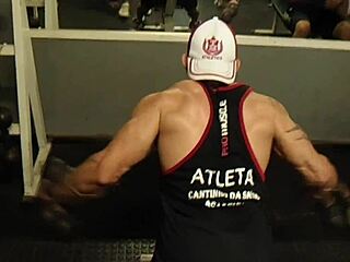 fitness milf vloog preps her athletic body 💪🔥😉