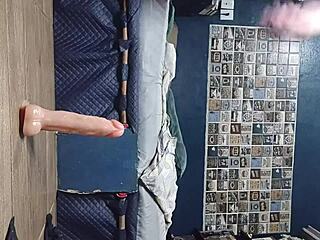 18 yo girl squirts fountain helping stranger cum