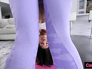 latina stretches tight pussy wide for massive cum loads inside