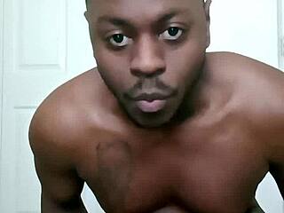 songs with my fave words blasting while i workout early mornings part 1 🎶💪