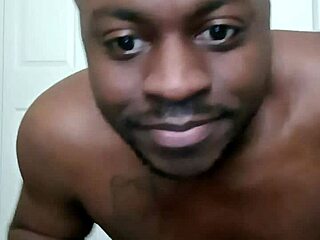 songs with my fave words blasting while i workout early mornings part 1 🎶💪