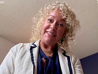 close-up milf fingers juicy pussy spreading wide on bed