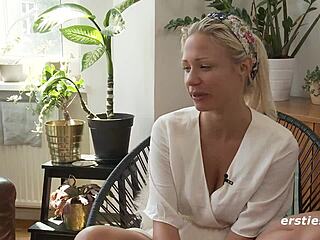 Gabi's Naughty Bedroom Toy Play with Shaved Pussy