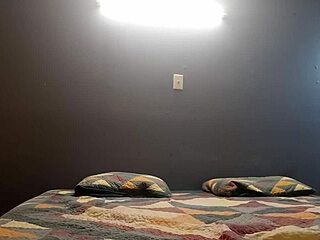 wanna pound this babe before prison lockdown?