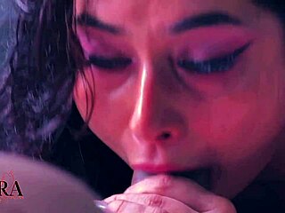 curvy brazilian slut receives huge cumshot on pretty feet and toes