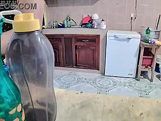 chubby curvy amateur wife spied cooking in kitchen voyeur style