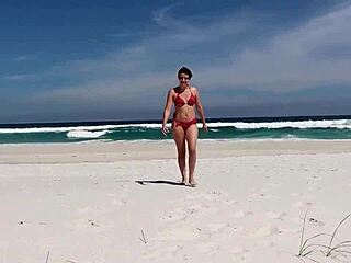 she deepthroated me on the beach with everyone watching