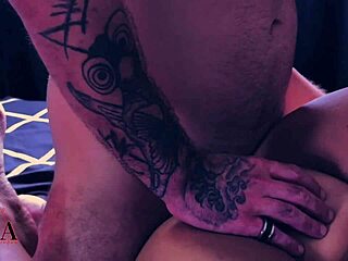 curvy brazilian slut receives huge cumshot on pretty feet and toes