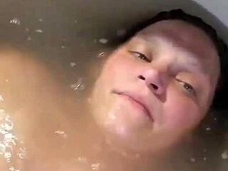 more steamy bath fingering fun solo