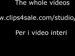 Lesbian Femdom Foot Domination Scissoring Hold in Intense European Fight