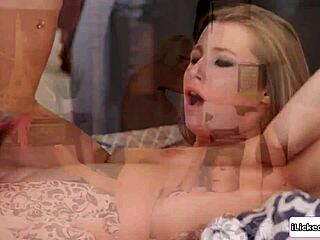 Dominatrix facesits and licks ass on petite beauty