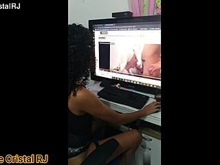 Naughty Exhibitionist Wife Flashes Juicy Latina Curves In Hot Trailer!