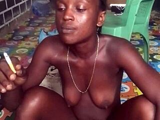 hey crazy bitch twerks naked fucks dildo in ass pussy