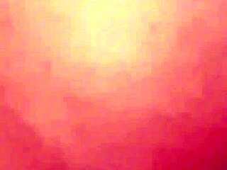 follo a mi amiga durante el entretiempo del partido de argentina