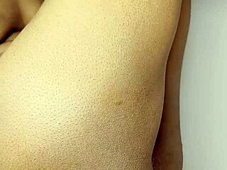 big pussy lips get sloppy fucked dripping wet with deep gagging