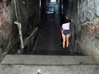 Morena transa favela morro dono baile funk dirty rough outdoor public slut