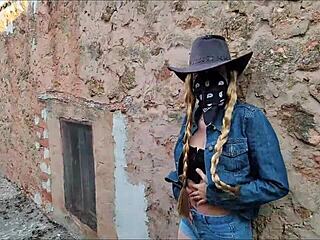 Jungle Stranger Sucks Cock After Getting Horny Outdoors