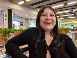 Valentina's Chance Mall Meet Turns into Street Adventure