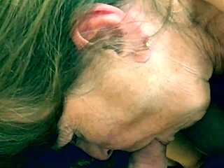 granny princess leia deepthroats han solo cock while fingering her wet pussy solo