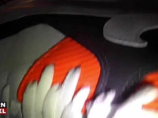 prollking xxl alpha sniffing my monster cock in sneakers socks fetish