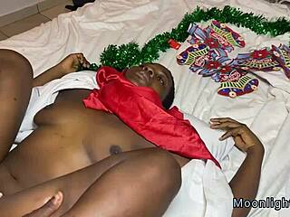 Ebony Stepdaughter Sneaks BBC Santa Fuck Behind Dad At Christmas!