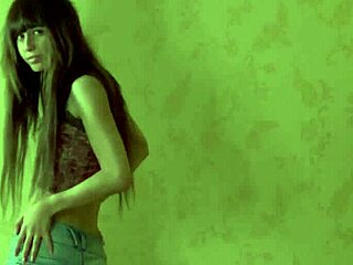 my hot jeans girlfriend teases you endlessly