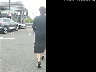 kiwi milf toys glass beads then craves that creampie fuck 💦😈