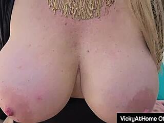 Vicky Vette's Sexy Outfit Sloppy Deepthroat Blowjob Ends In Massive Facial Cumshot