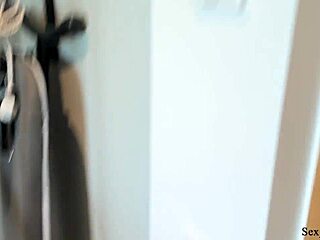 Don't Even TRY Putting It INSIDE! Naive MILF's First ANAL CREAMPIE!