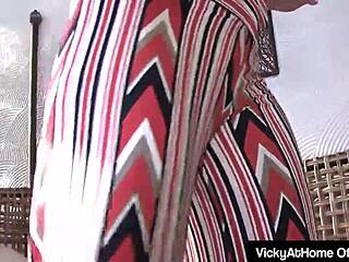 big boobed vicky vette sucks rokks cock cumshot