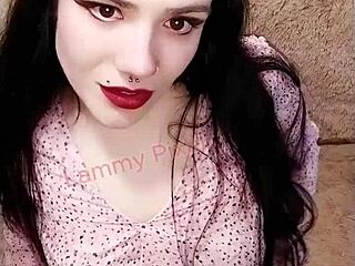 Horny brunette lammy pixel begs to cum hard tonight