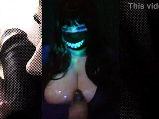 can i take that huge titty dildo? 😲🍆
