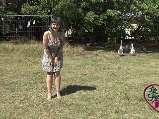 khala's tight pussy tempts in outdoor french chubby threesome chat