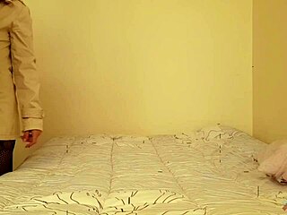 Spy Cam Catches Sexy Colombian Fitness Puta Riding Perfect Body