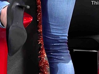 holiday girls kiss squirt toys scissor dripping wet 💦👭 party fun!