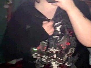 i love teasing in my chubby goth curves