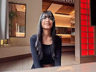 zne casting ep02 luna shines in qrozne's free scene