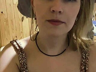 Hairdresser Fucks All My Holes Hard After Dyeing Session!