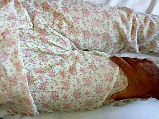 pakistani granny interracial anal assfucking pounding