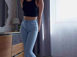 desperate girl soaks jeans in wet pee accident