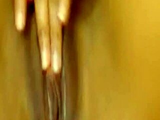 ebony latina teen masturbates live on webcam