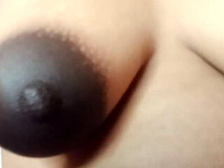 Married Pregnant Indian Bhabhi's Amazing Boobs Exposed